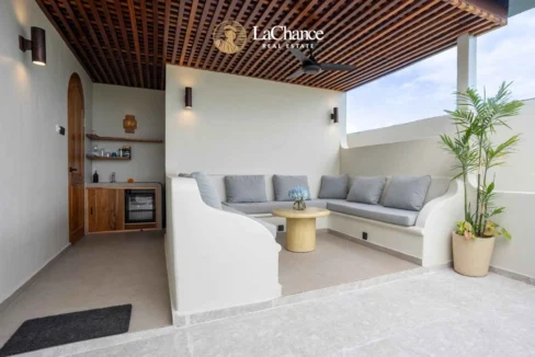 3 bedrooms Pererenan1