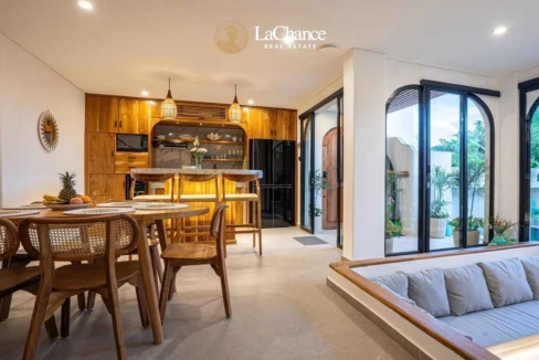 3 bedrooms Pererenan10