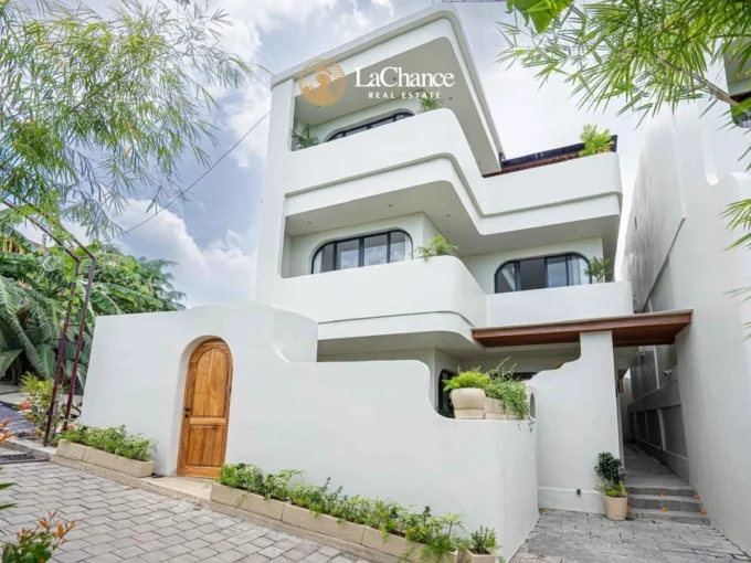 monthly rent pererenan