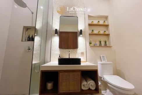 4 bedrooms pererenan12