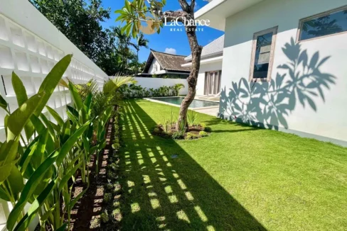 Villa Sungai Umalas1