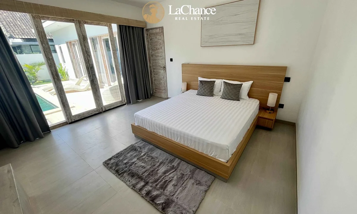 Villa Sungai Umalas12