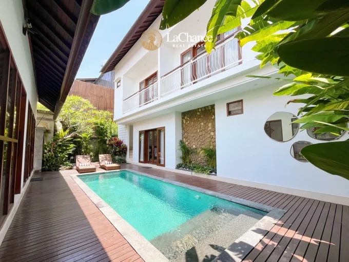 Modern 3-Bedroom Villa for Rent in Pantai Lima