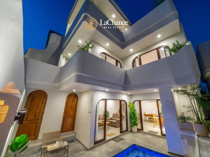 Brand-new 3-bedroom villa for rent in Pererenan