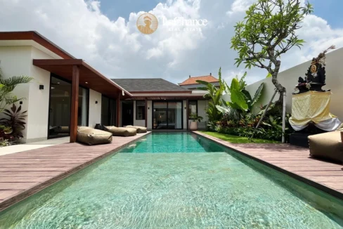 4 bedrooms villa Umalas8