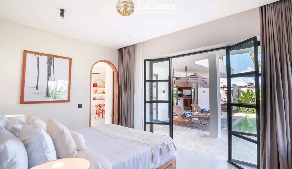 4 bedroom Luxury in Seseh12