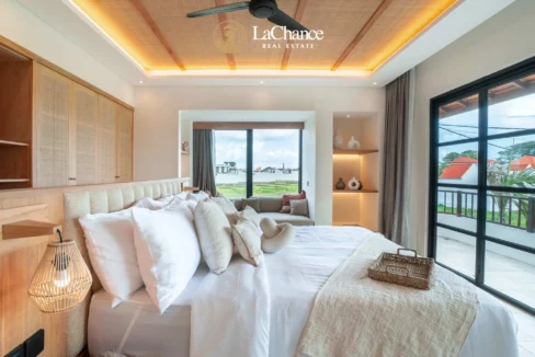 4 bedroom Luxury in Seseh2