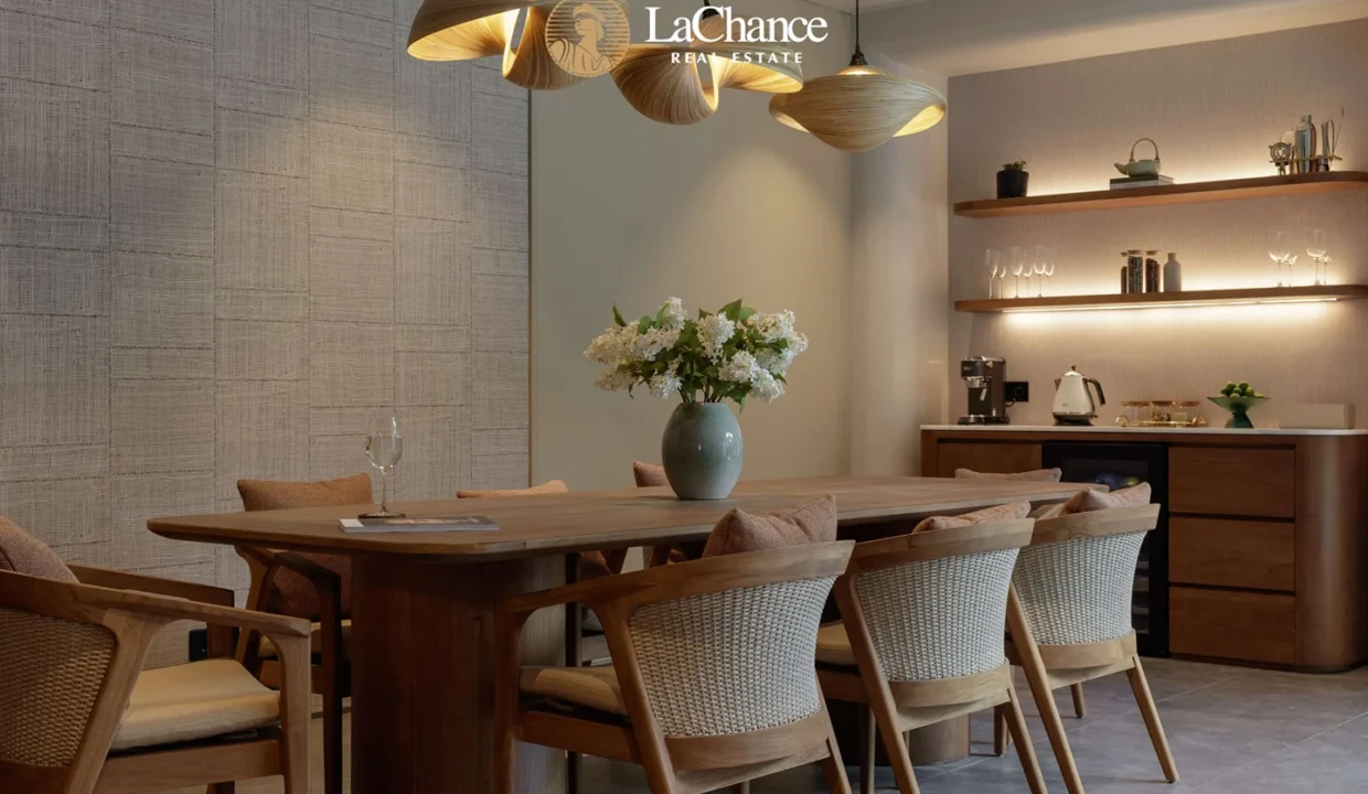 4 bedroom freehold pererenan14