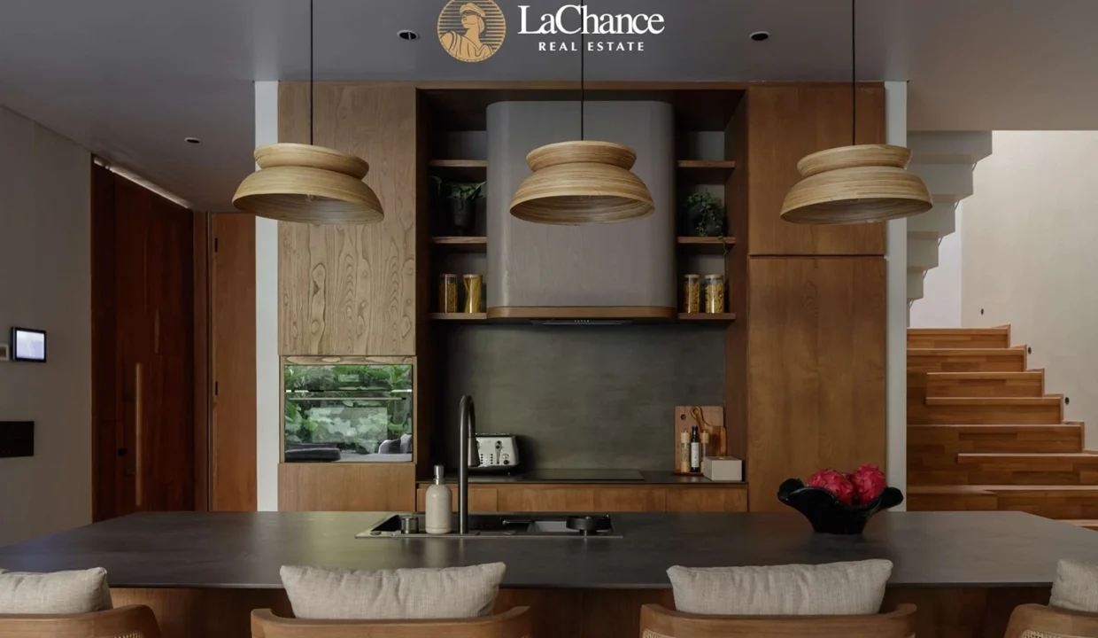 4 bedroom freehold pererenan3