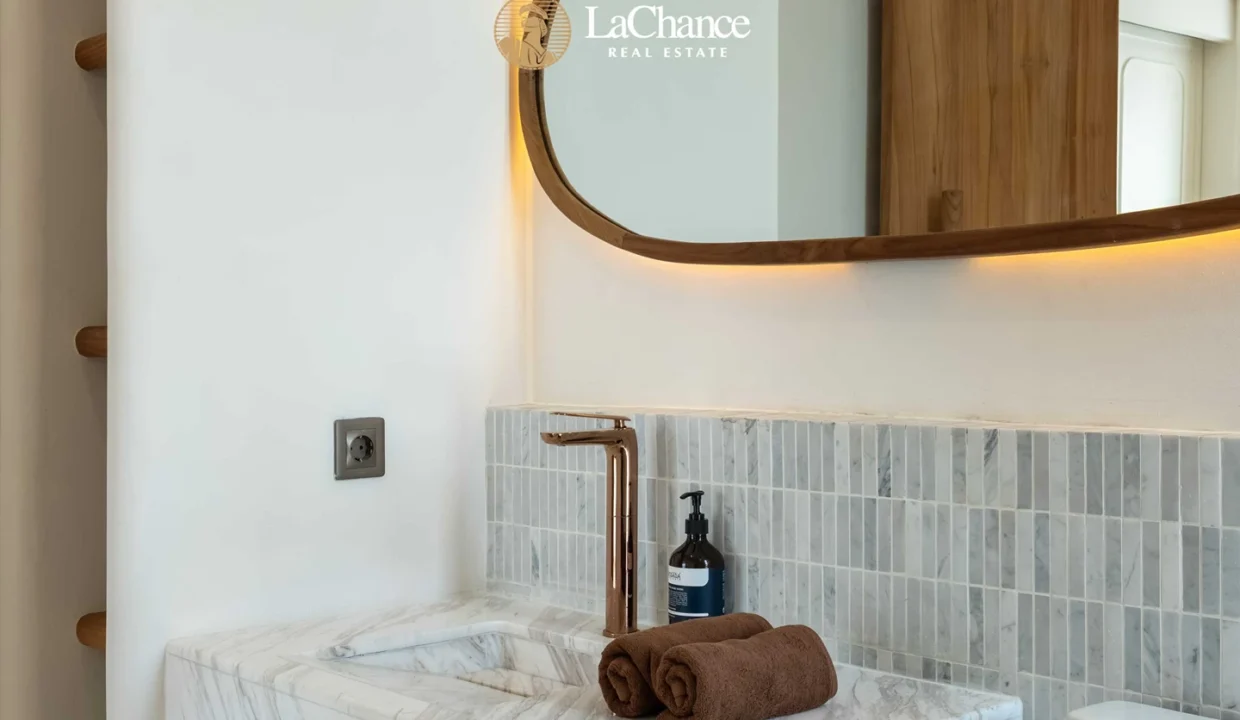3 bedroom Luxury in Umalas24