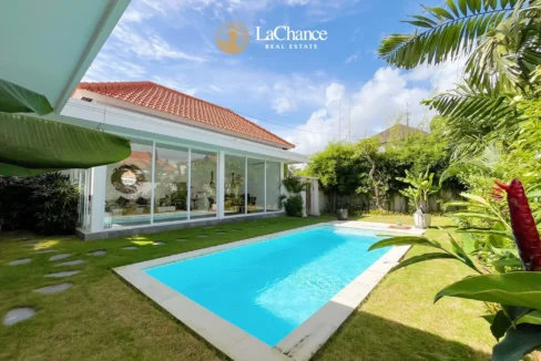 Modern 3 Bedroom Villa for Rent in Babakan, Canggu
