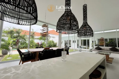 3 bedrooms babakan7