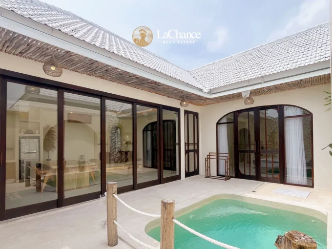 2 Bedroom Mediterranean Villa with Enclosed Living in Seseh Bali