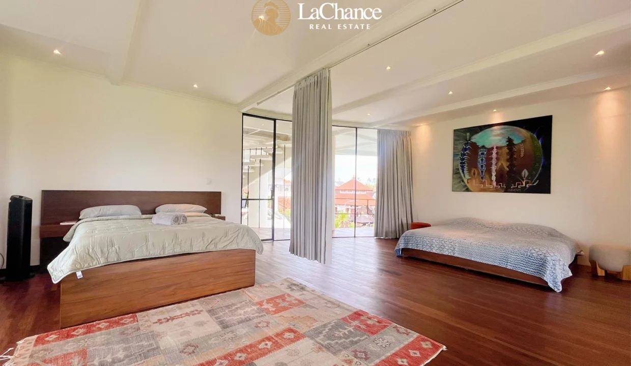 4-bedrooms Canggu8