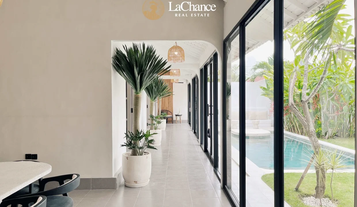 4+1 bedrooms in Umalas16