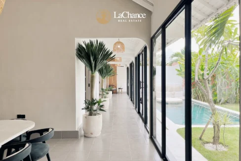 4+1 bedrooms in Umalas16