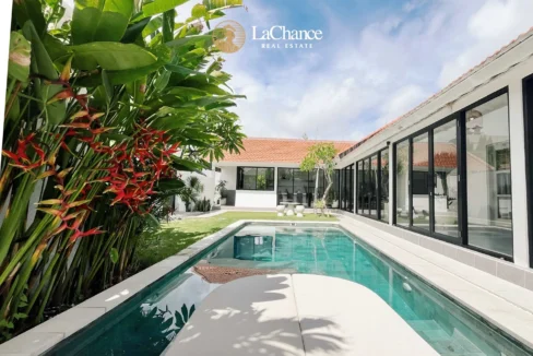 Spacious 4-Bedroom + Office Villa for Rent in Umalas