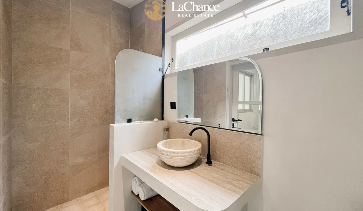 4+1 bedrooms in Umalas4