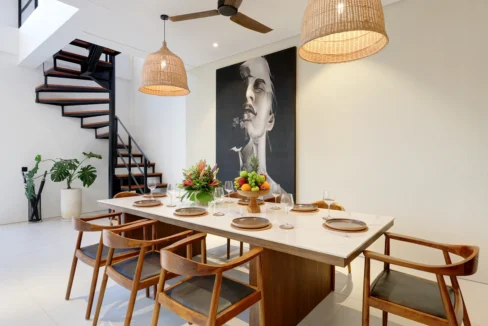 Luxury 3 bedrooms Ocenafront Pererenan10
