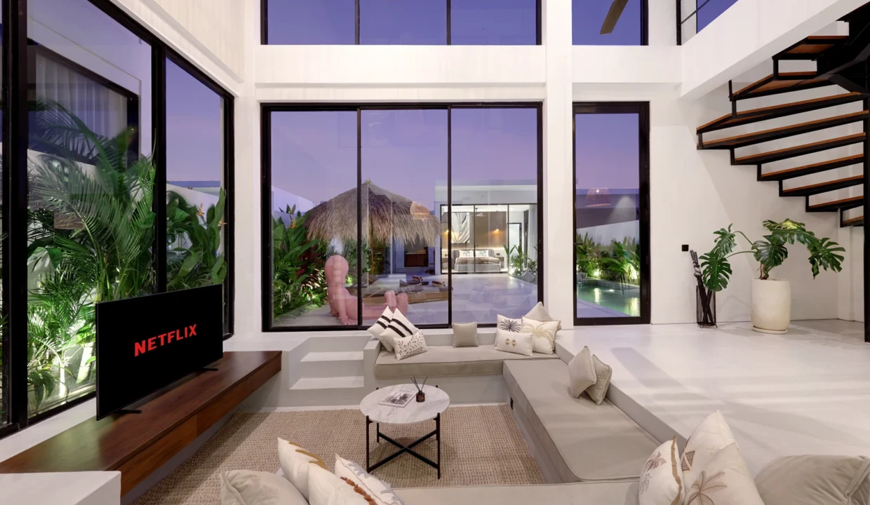 Luxury 3 bedrooms Ocenafront Pererenan4
