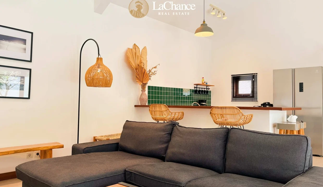 3 +3 bedrooms Berawa Bali15