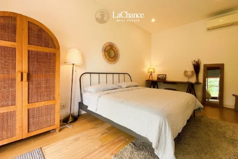 3 +3 bedrooms Berawa Bali4