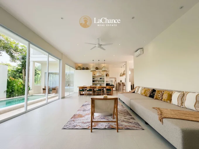 Luxury 4 bedrooms villa in Padonan