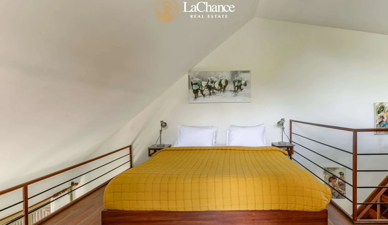 2 bedrooms Pererenan1