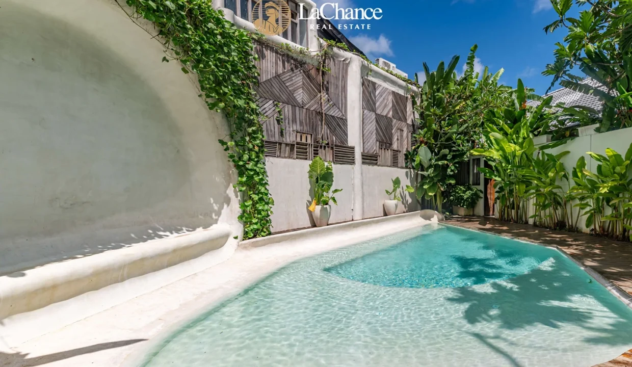 2 bedrooms Pererenan15