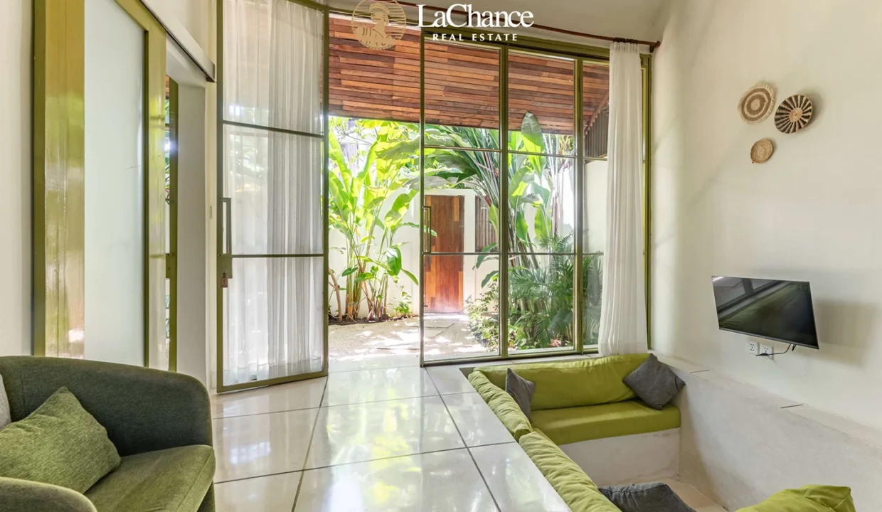 2 bedrooms Pererenan9