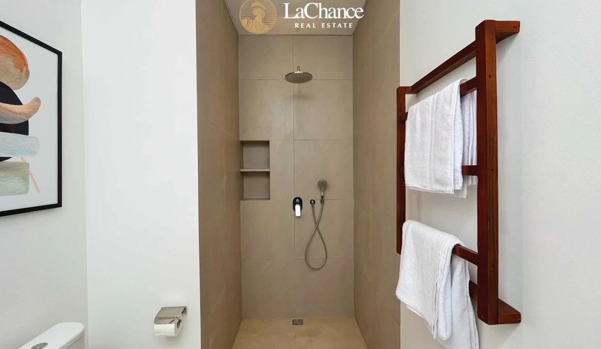 2 bedrooms in Canggu Central13