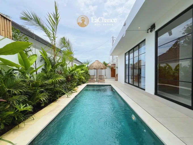 Modern Tropical 2-Bedroom Villa with Rooftop in Padang Linjong Canggu
