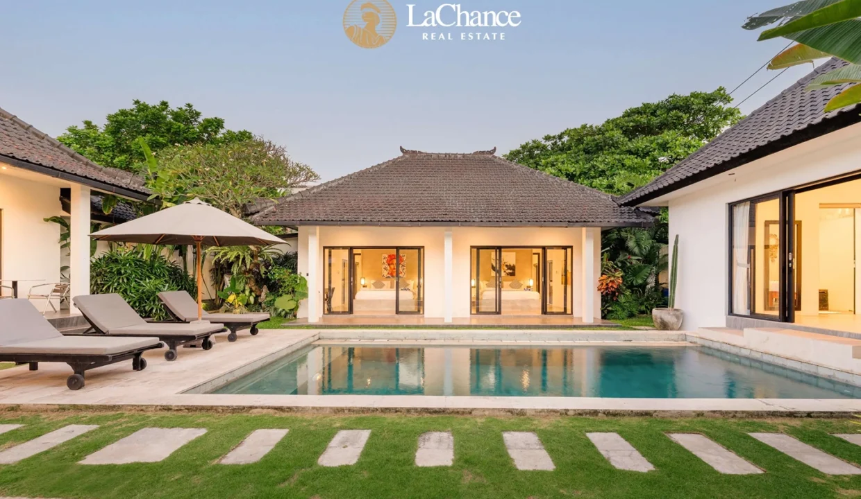 4 bedrooms Villa in Umalas2