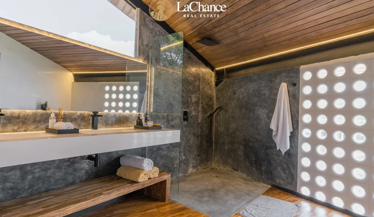 Luxury 3 bedrooms in Umalas3