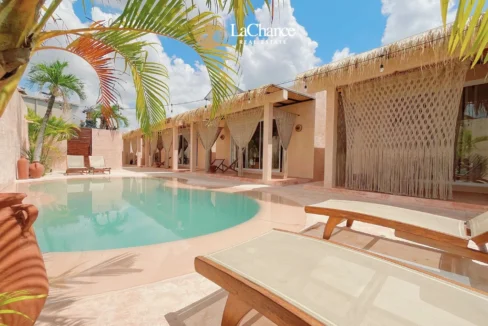 Brand New 1 Bedroom Apartment in Babakan | Suite Style, Shared Pool & Unique Design