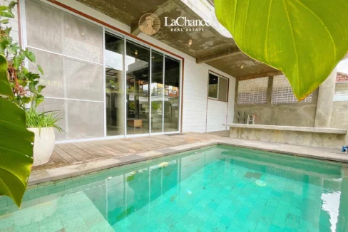 3 bedroom Pererenan12