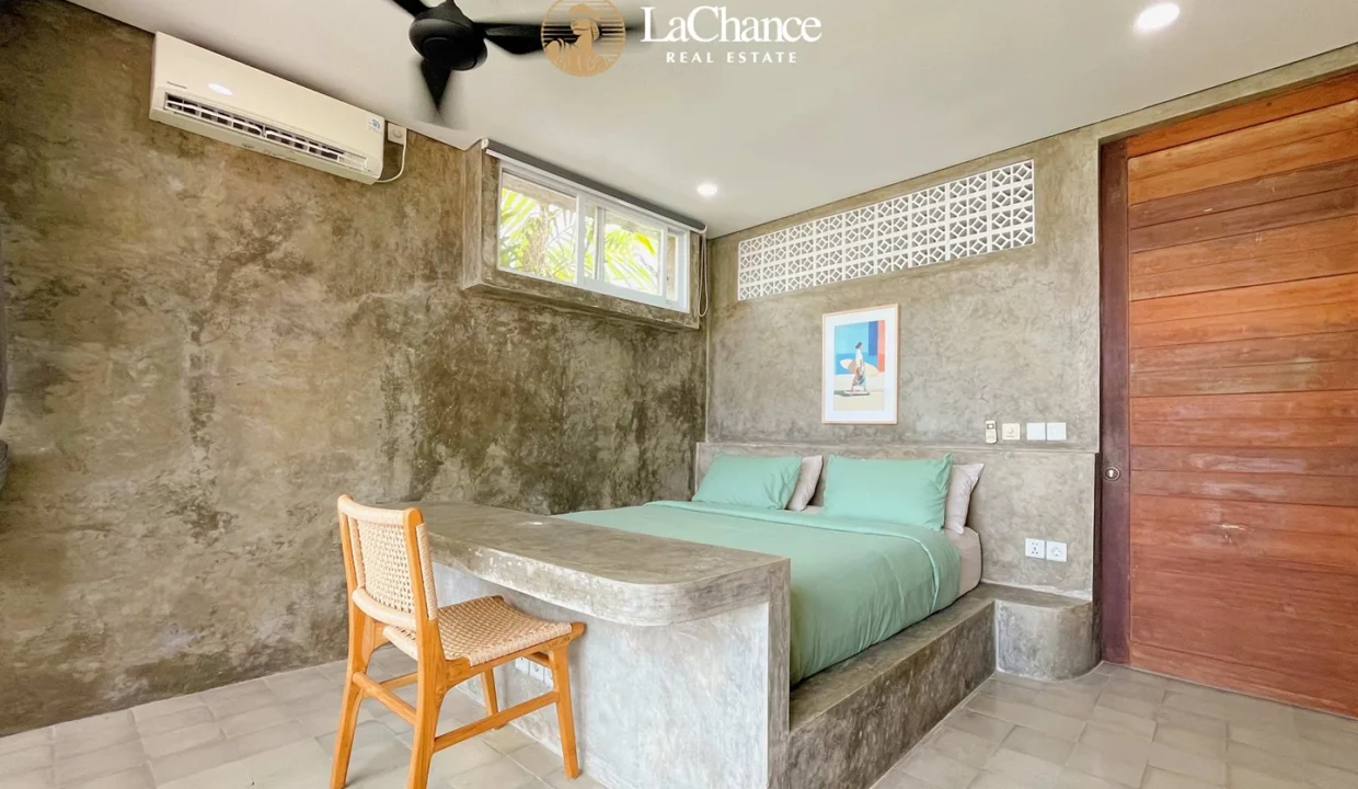 3 bedroom Pererenan13