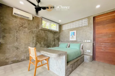 3 bedroom Pererenan13
