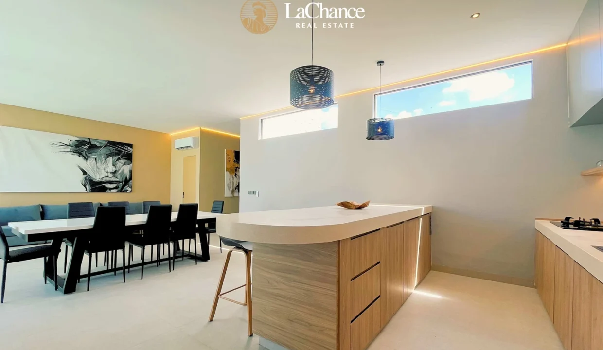 3 bedroom Seseh6