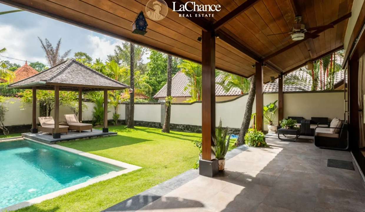 3 bedrooms tumbak bayuh1