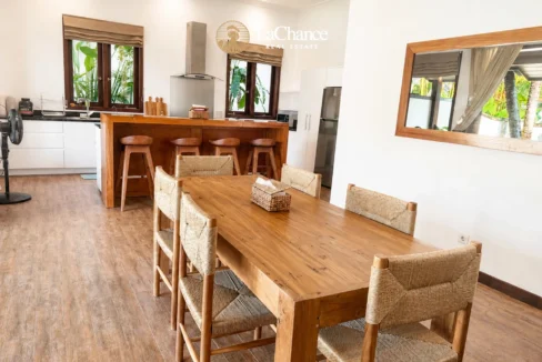 family villa in Tumbak Bayuh10