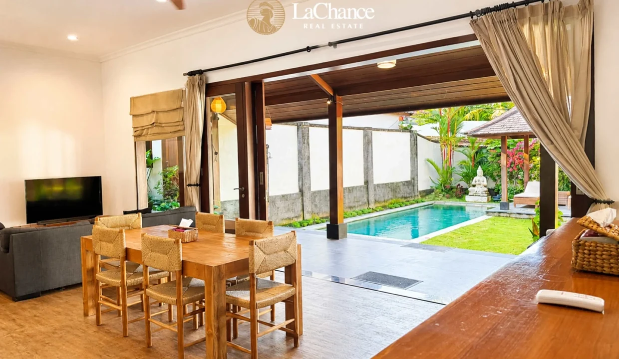 family villa in Tumbak Bayuh16