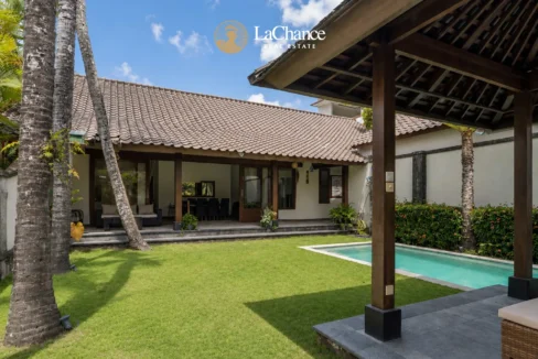 4 bedrooms family villa in Tumbak Bayuh