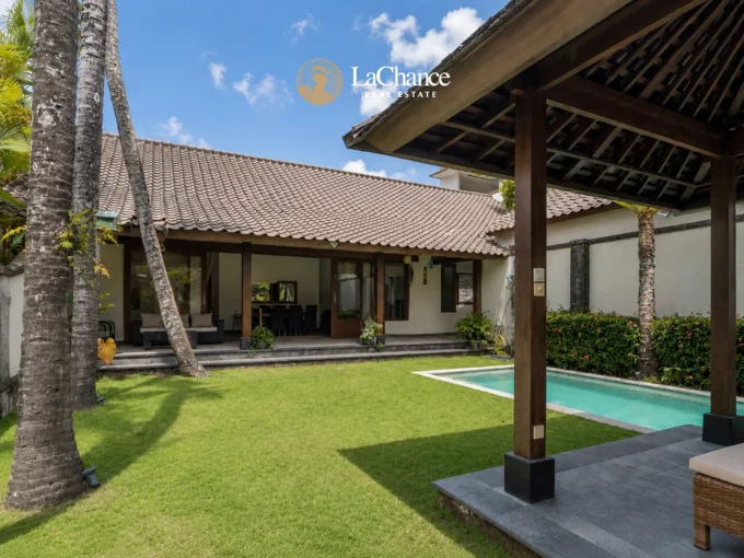 4 bedrooms family villa in Tumbak Bayuh