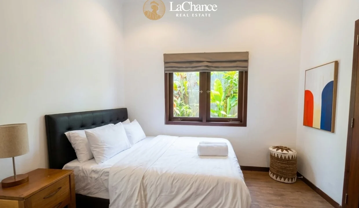 family villa in Tumbak Bayuh22