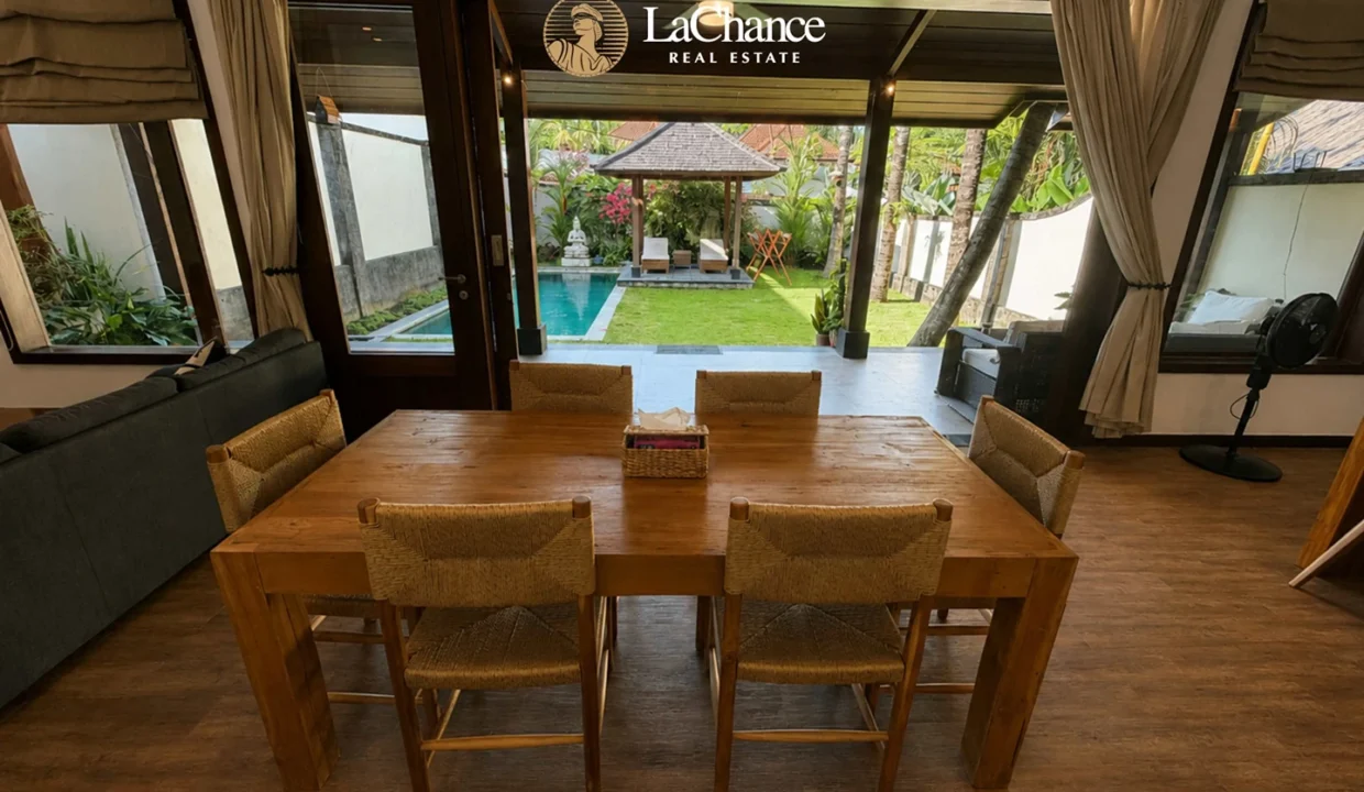 family villa in Tumbak Bayuh8