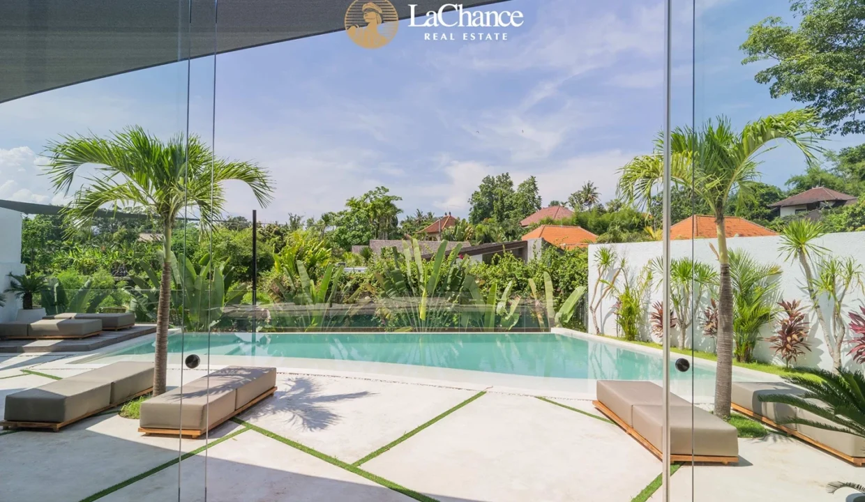 Luxury 3 bedrooms in Umalas11