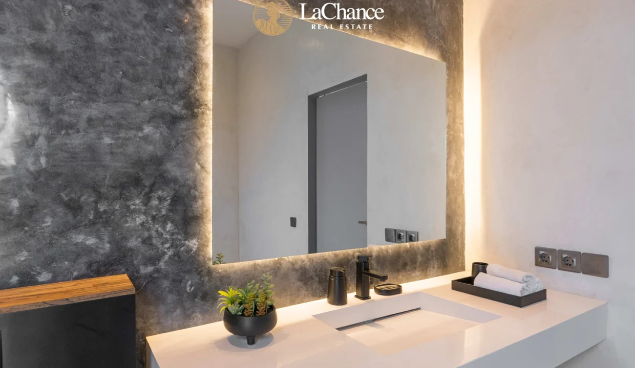 Luxury 3 bedrooms in Umalas27