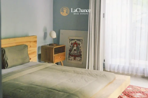 2 bdr + office in Pererenan16