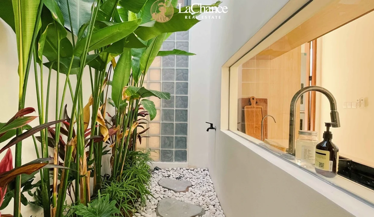 Luxury 3 bedrooms Kerobokan3
